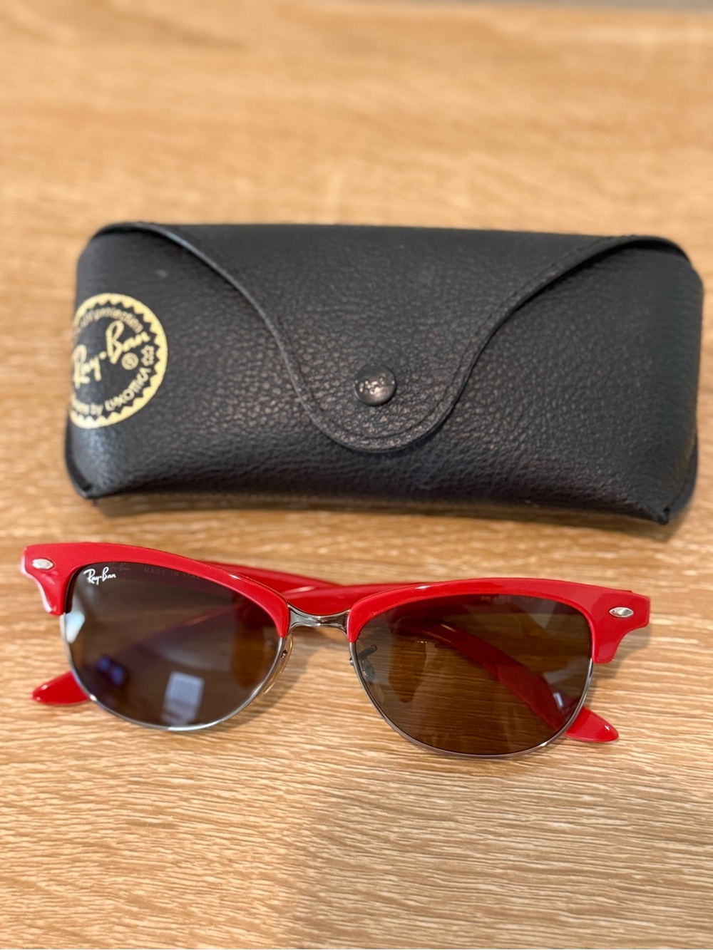 Ray-Ban Sunglasses RB4132 Red Frame Brown Lenses Rare Discontinued Mint Cond
